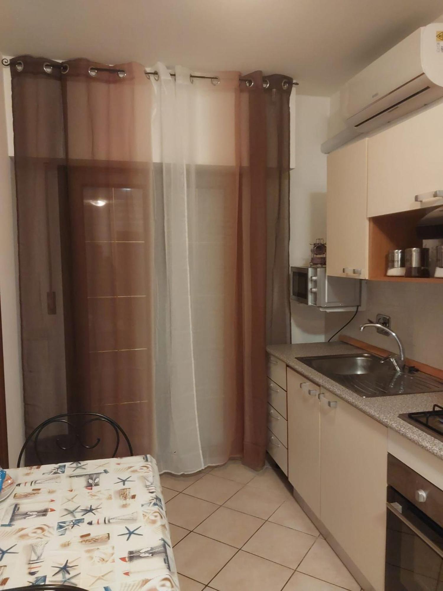 Cozy Studio - Monolocale - Fiumicino Aeroporto E Fiera - Self Check-In Bagian luar foto